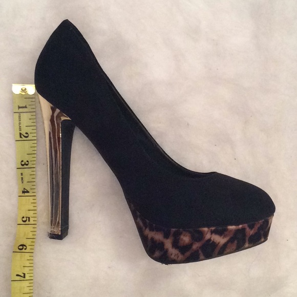 Charlotte Russe Black Gold Leopard Heels 8 - Picture 6 of 6